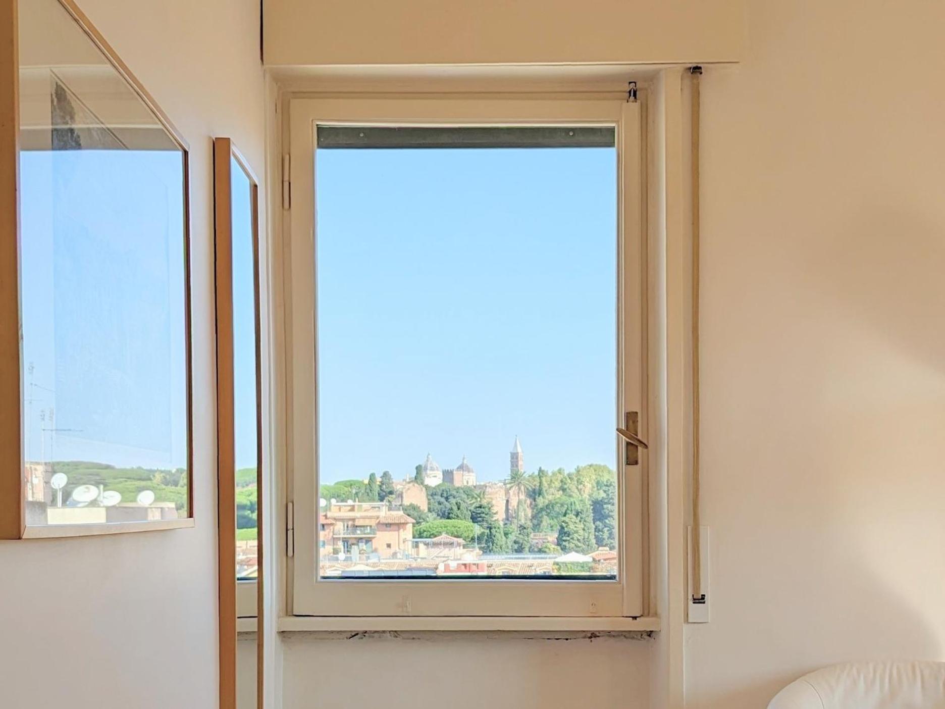 Colosseo Penthouse With 360° View Rooftop Apartment